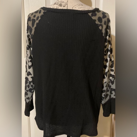 Ladies Size Small Bibi Waffle Knitted Blouse - Picture 2 of 15